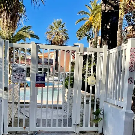 1 Bedroom In A With A Swimming Pool And A Parking Spot Vallauris