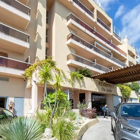 1 Bedroom In A With A Swimming Pool And A Parking Spot * Vallauris